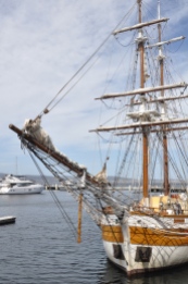 Hobart ship